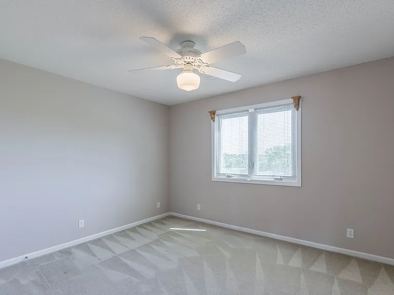 12515 Hollingsworth Rd — Photo 29