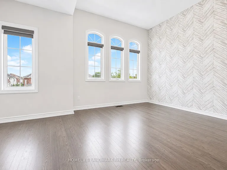 160 Alamo Heights Dr — Photo 17