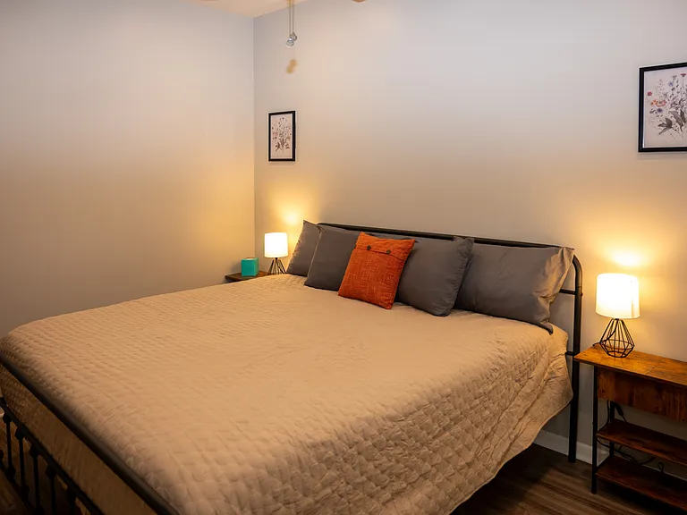 807 1st St SW #203 — Photo 7