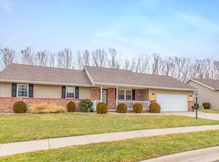 1009 Winter Haven St, Morton, IL 61550