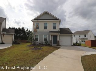 203 Foxcroft Ln, Moncks Corner, SC 29461