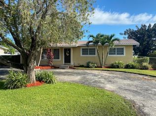 125 NW Avenue K, Belle Glade, FL 33430