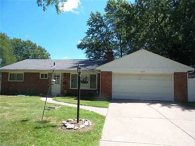 4318 Stannard Dr photo 1