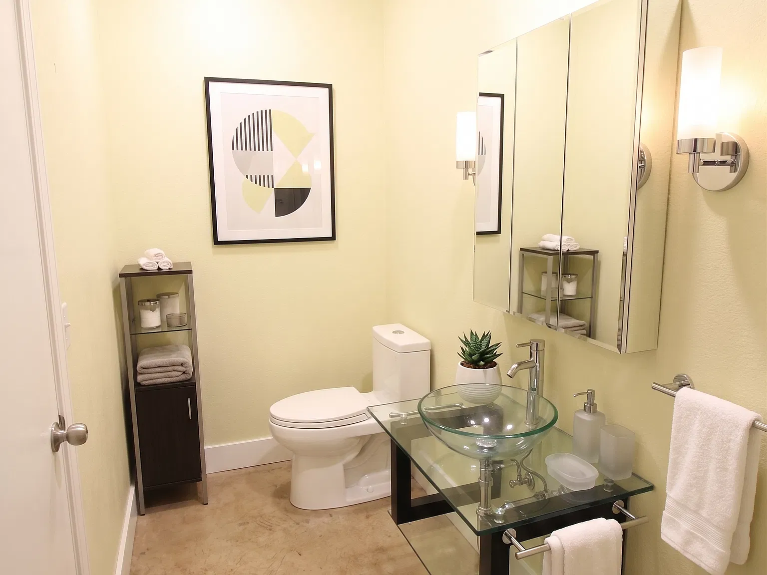 Studio, 450 sqft, $650 — Photo 3
