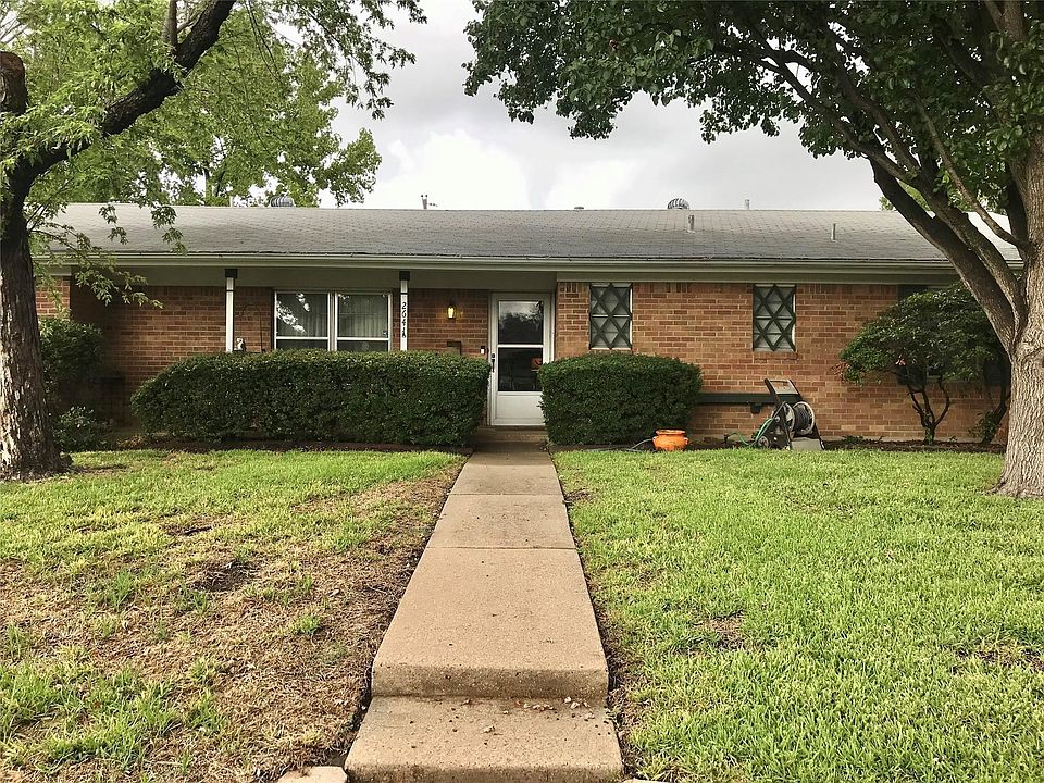 1st image of 2641 Lasalle Dr
