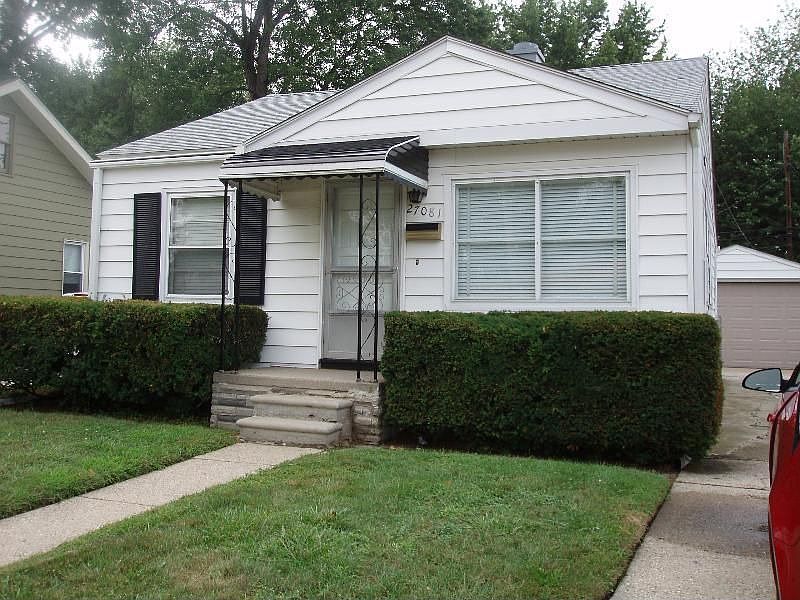 2nd image of 27081 Alger Blvd
