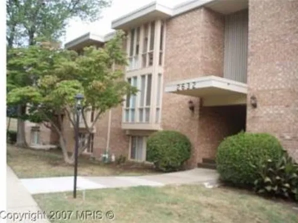 2632 Wagon Dr #287, Alexandria, VA 22303