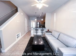 2930 SW 35th Pl APT 10, Gainesville, FL 32608