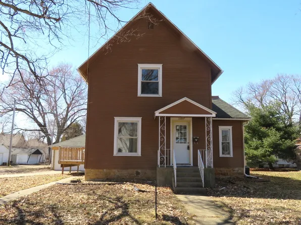 1007 4th Ave, Sterling, IL 61081