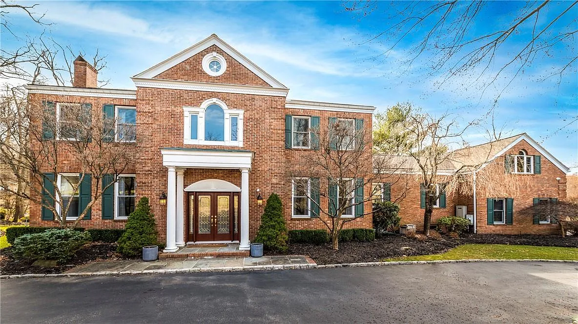 5 Valenza Lane photo 1