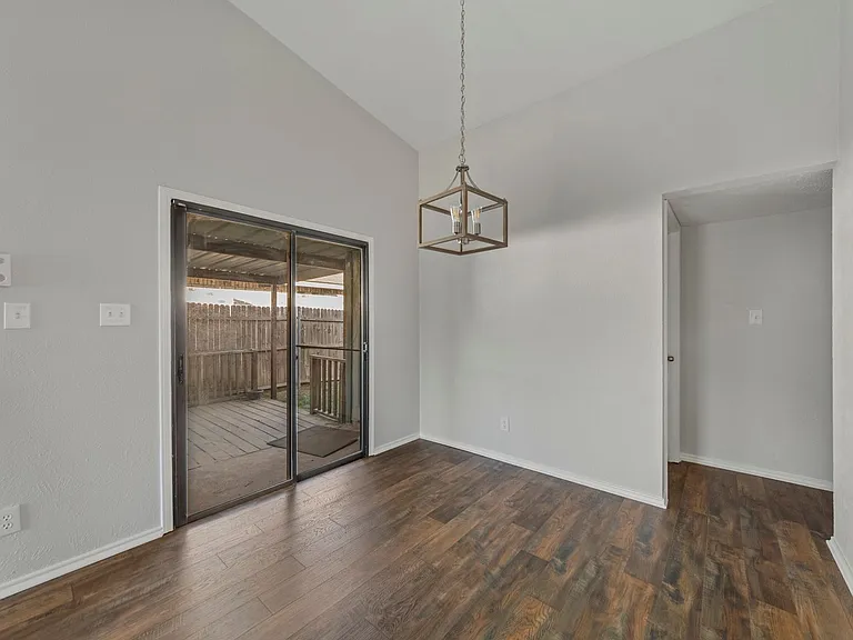 4716 Rose Of Sharon Ln — Photo 16
