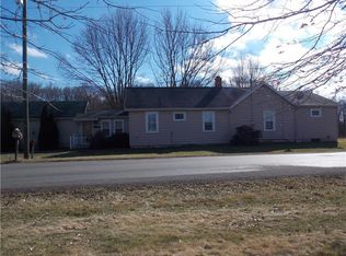 206 Forrester Rd, Slippery Rock, PA 16057