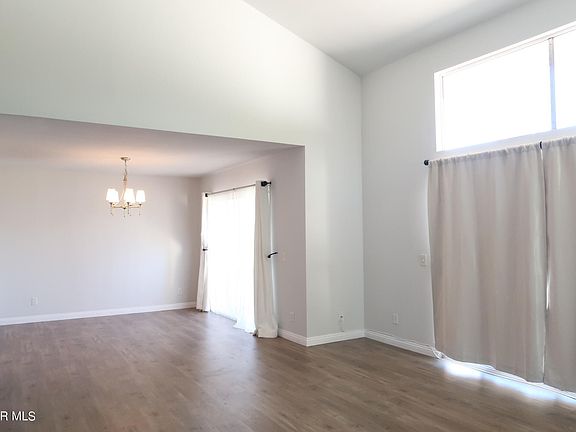 3rd image of 31 Montenegro Cir