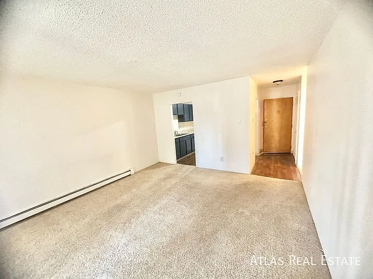 312 W Alabama Ave — Photo 15