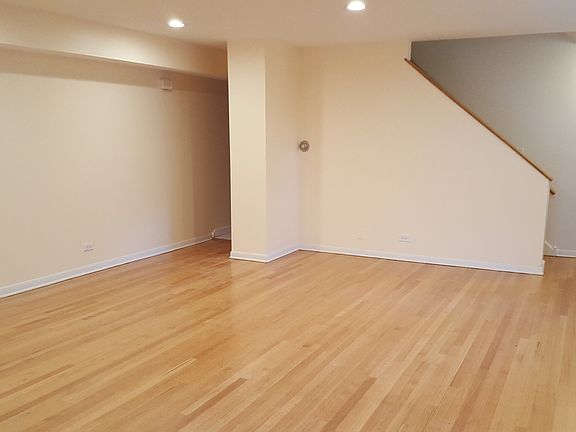 5th image of 442 Elm Pl