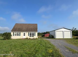 221 Blackhouse Rd, Fort Edward, NY 12828