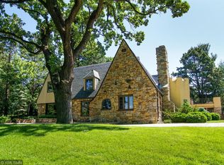 1901 Glenhill Rd, Mendota Heights, MN 55118