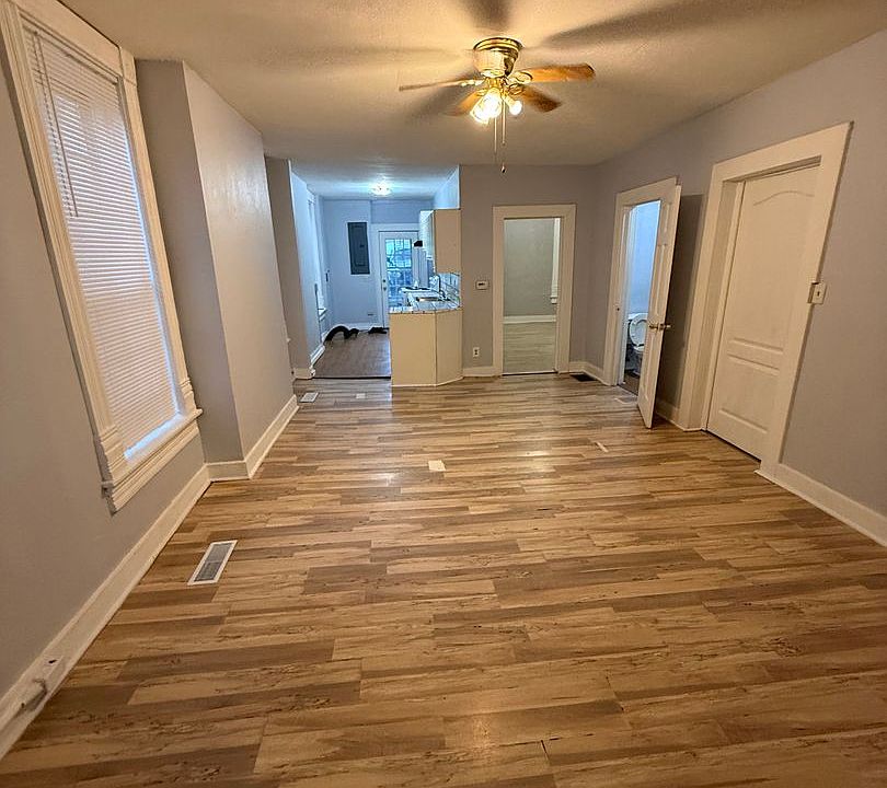 1st image of 1332 Buchanan Ave #F7632221d