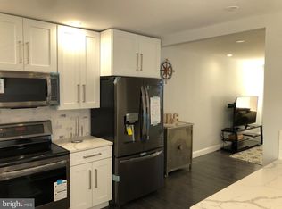 1230 Barnaby Ter SE, Washington, DC 20032