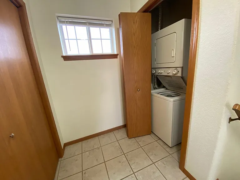 1323 Rose Marie St #2 — Photo 19