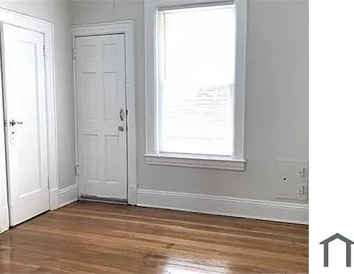 3 bed, $2,450 — Photo 2