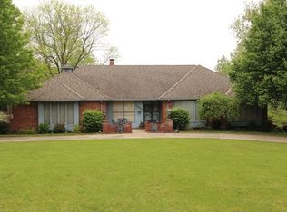 5907 NW Valley Rd, Platte Woods, MO 64151