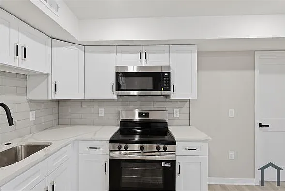 4129 Ogden St #5 — Photo 8
