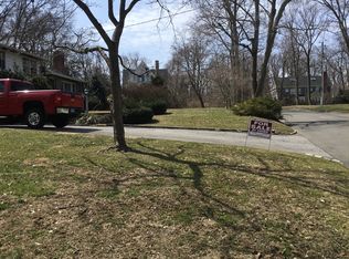 123 Woodland Rd, New Canaan, CT 06840