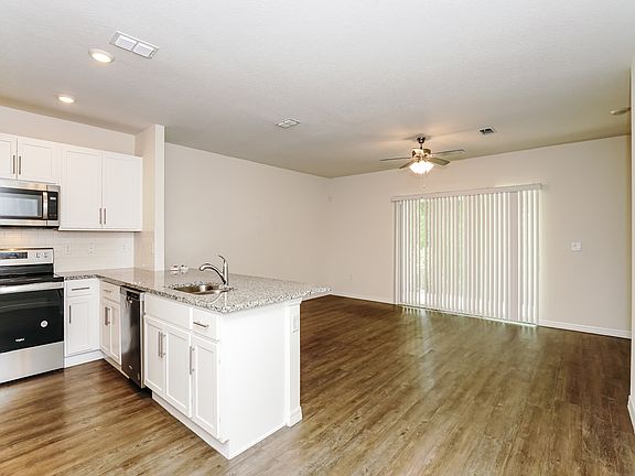 5th image of 186 Ormond Grande Blvd