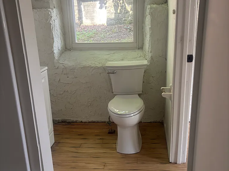 37 Union St #102 — Photo 11