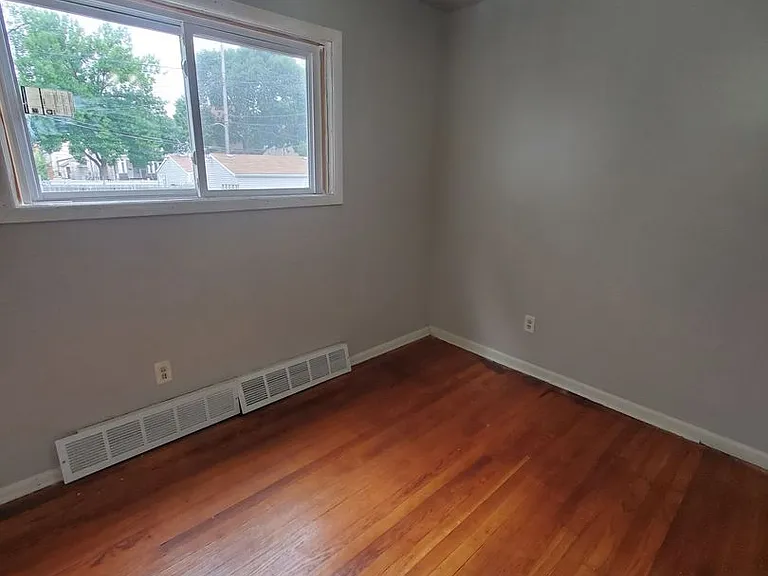 2517 W National Ave. (12 unit) — Photo 4