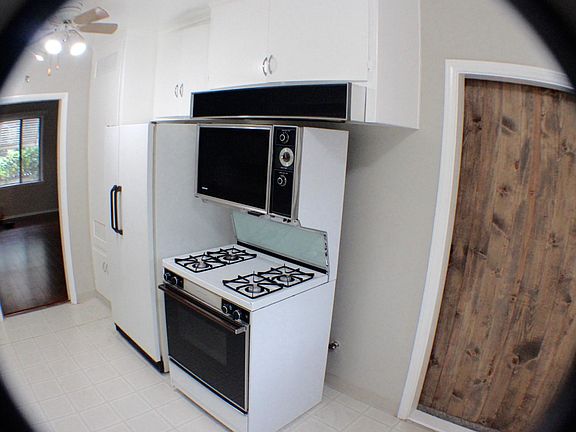 Kitchen 3