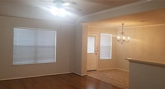2nd image of 1309 Sunflower Ln