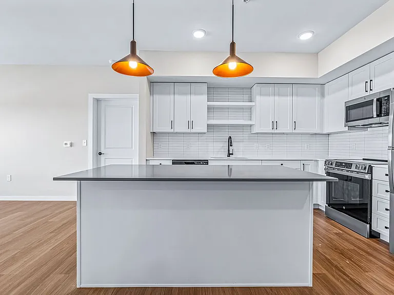 Asher Apartments - LIMITED-TIME OFFER 8 WEEKS FREE! — Photo 136