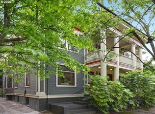 828 NE Hancock St, Portland, OR 97212