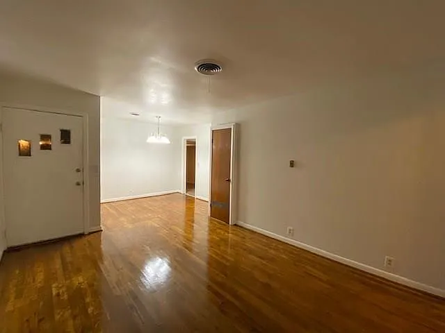 506 S Arizona Dr — Photo 3