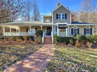 200 Gateway Dr, Hendersonville, NC 28739