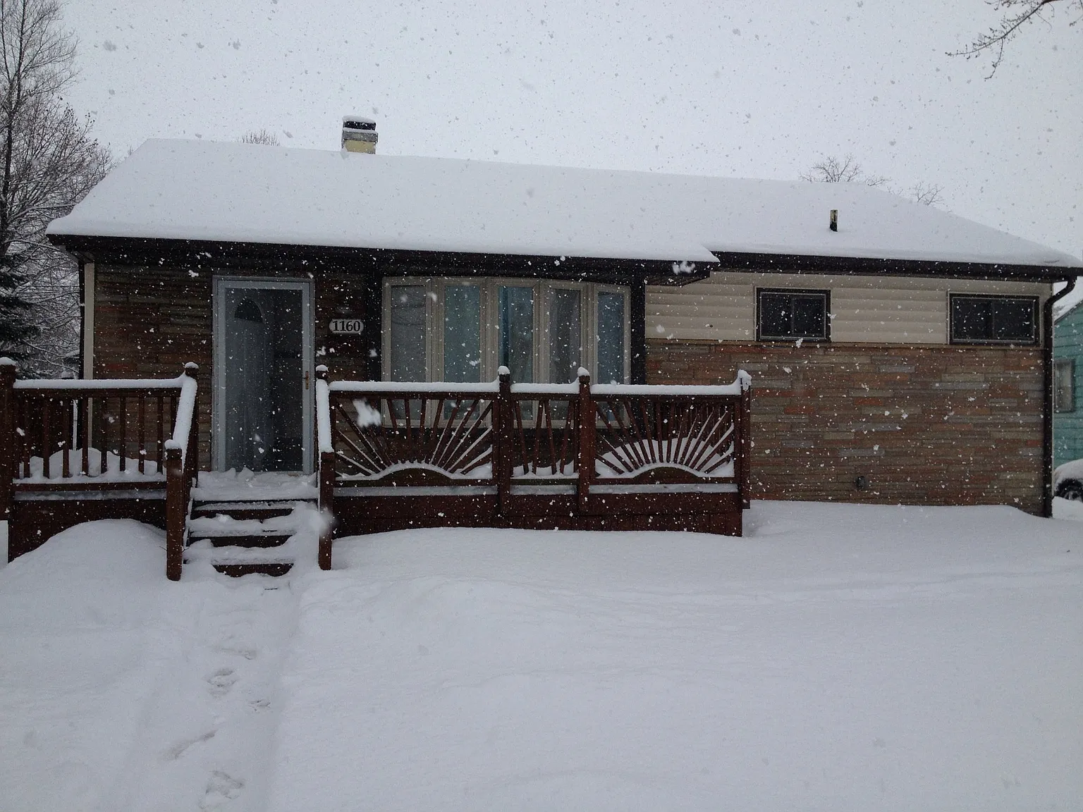 1160 Shirley Dr photo 1