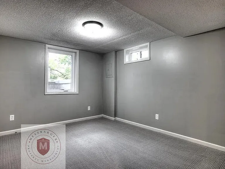 2501 W 75th Pl — Photo 21