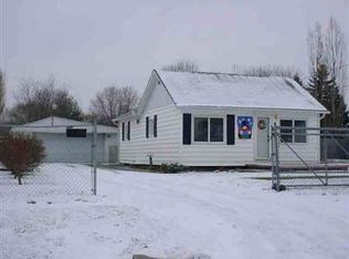 3619 Huggins Ave, Flint, MI 48506