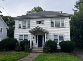 21 Elmwood Rd, Hamden, CT 06515