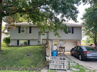 408 Sellers Pl, Lathrop, MO 64465