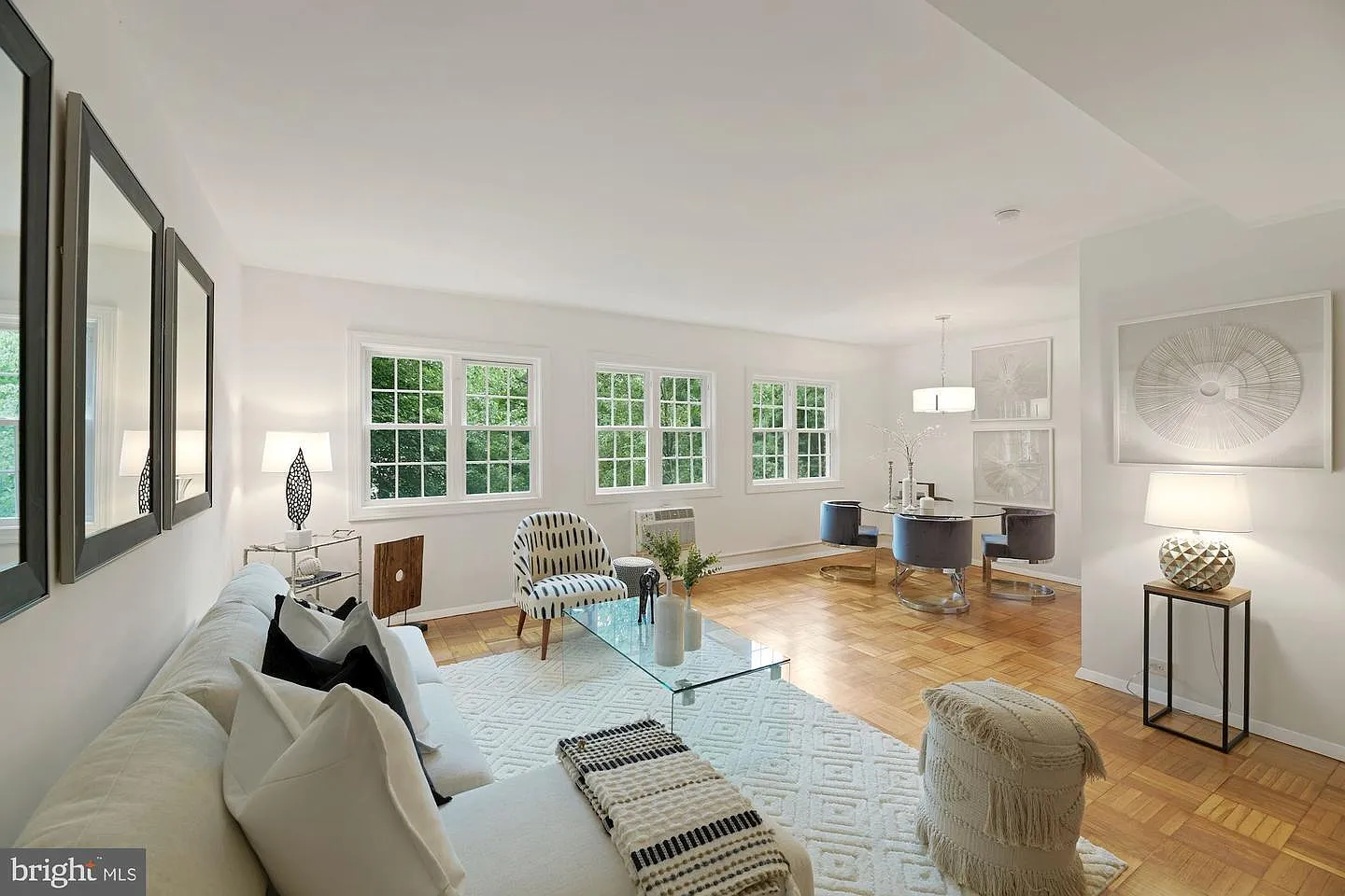 2 bed, 930 sqft, $2,650 — Photo 3