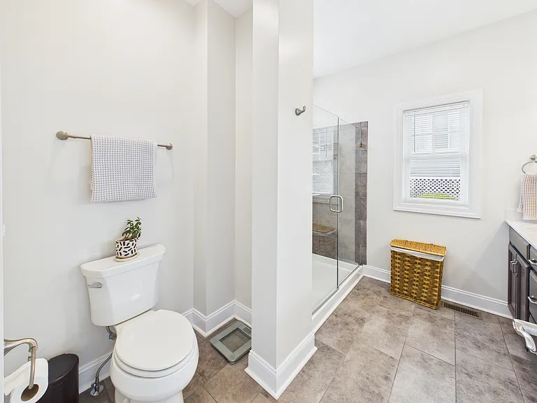 912 Kentwood Dr — Photo 27
