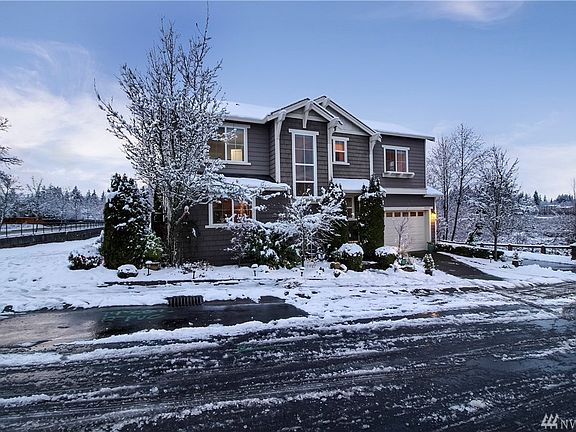 3 side open corner lot