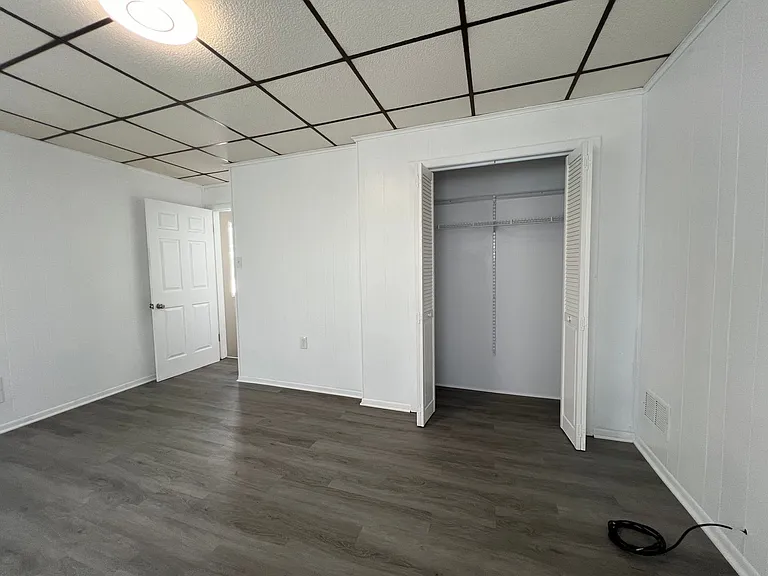248 W 9th Ave — Photo 11
