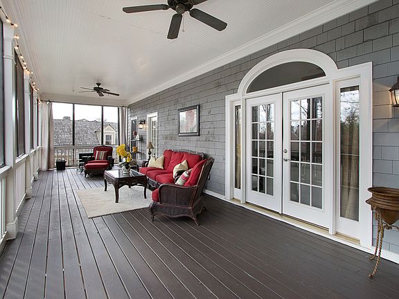 screened in porch