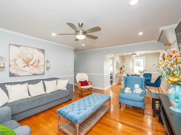1136 Valley Rd #1A, Wayne Twp., NJ 07470