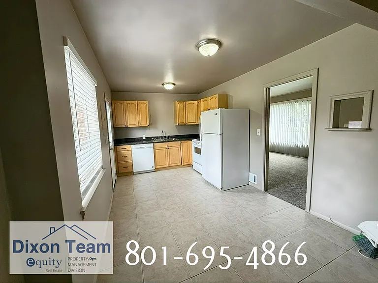 1022 Southwell St — Photo 5