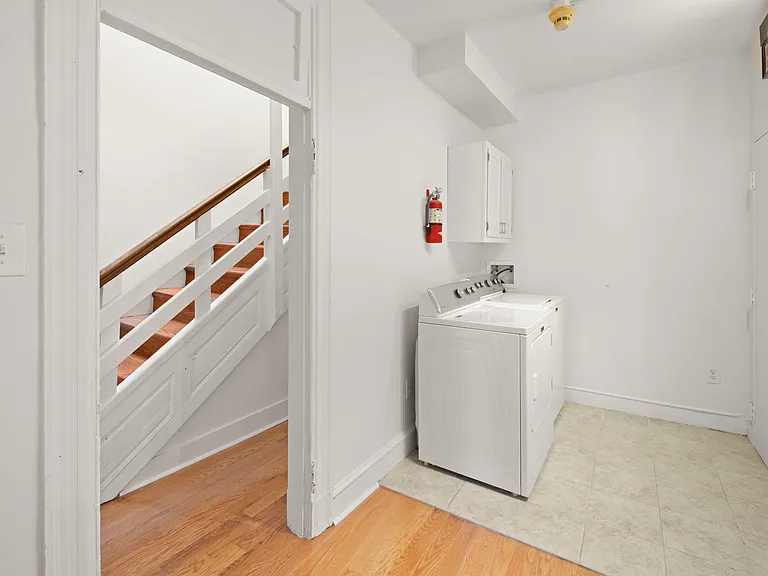 2337 18th St NW #3 — Photo 23